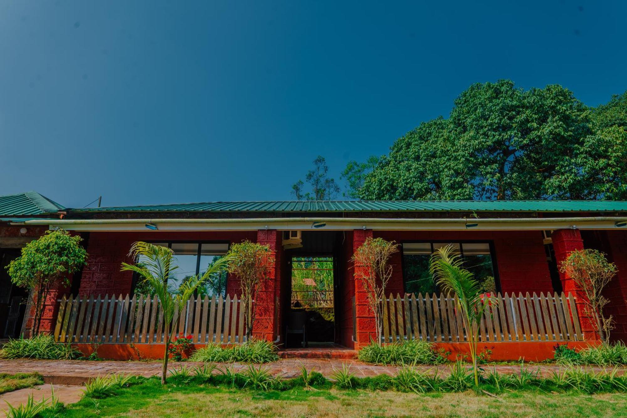 Hotel Oakwood Mahābaleshwar Exterior foto